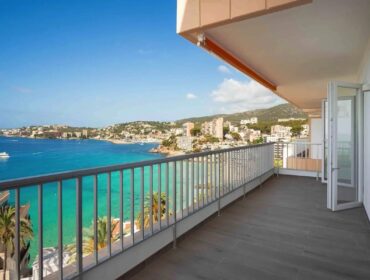 Apartment for sale in Cala Mayor