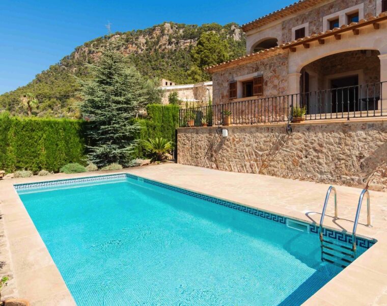 Villa for sale in Valldemossa