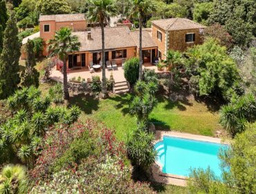 Finca for sale near Artà