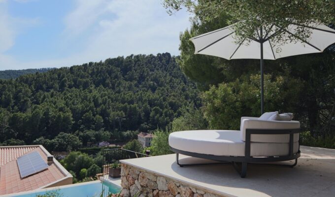 Villa for sale in Alaró