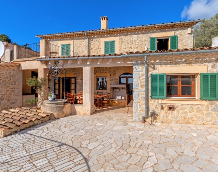 Villa for sale in Galilea