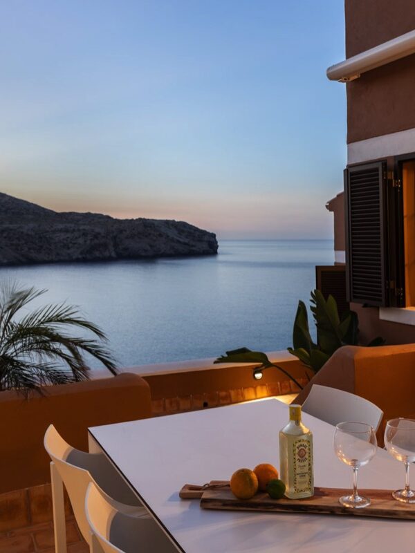 Apartment for sale in Cala Sant Vicente