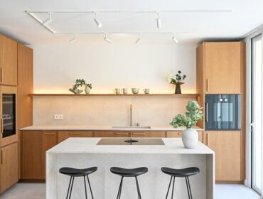 Triplex-penthouse mit panoramablick auf das meer und dachterrasse zum verkauf in cas català