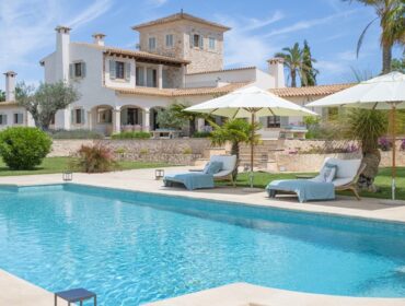 Elegante landfinca zum verkauf in felanitx mit pool und panoramablick auf die landschaft