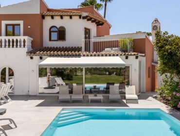 Raffinierte mediterrane villa mit blick auf landschaft und golfplatz in santa ponsa