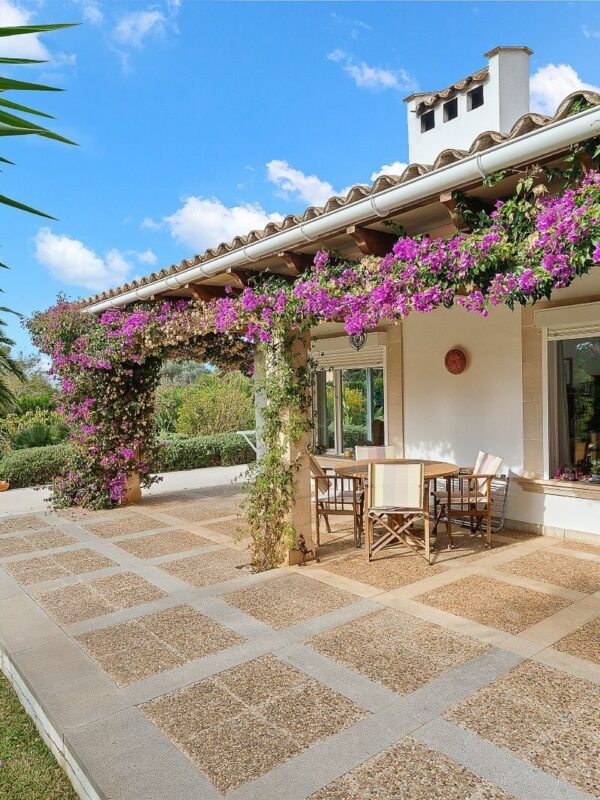 Villa for sale in Costa de los Pinos